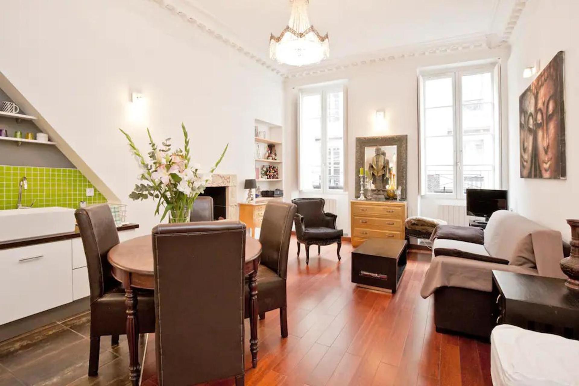 Romantic Apartment Near Le Marais Parijs Buitenkant foto