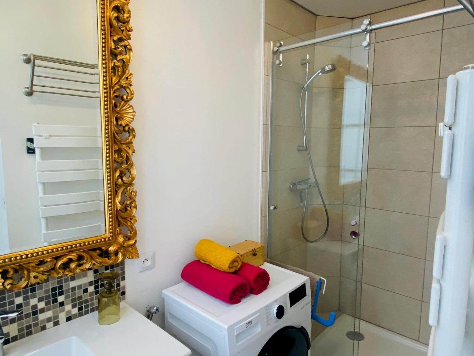 Romantic Apartment Near Le Marais Parijs Buitenkant foto