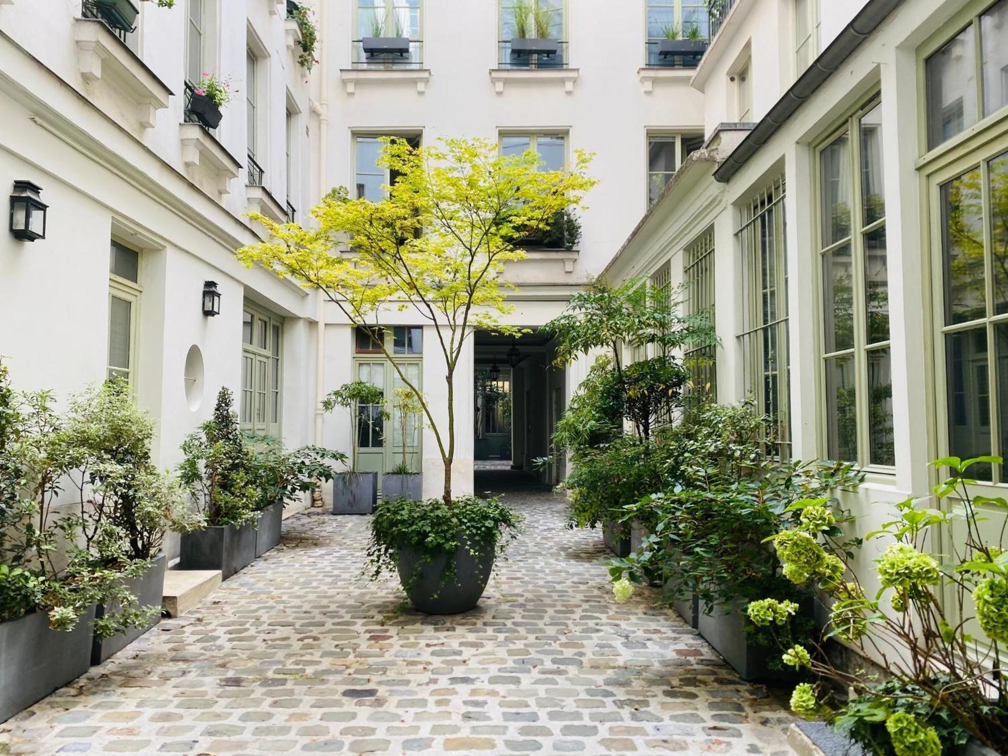 Romantic Apartment Near Le Marais Parijs Buitenkant foto